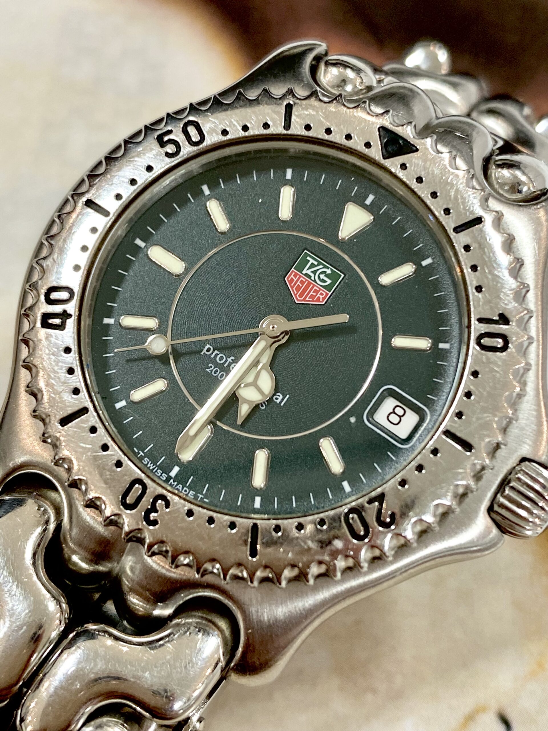 タグホイヤー　リューズ　引き出せない主な原因