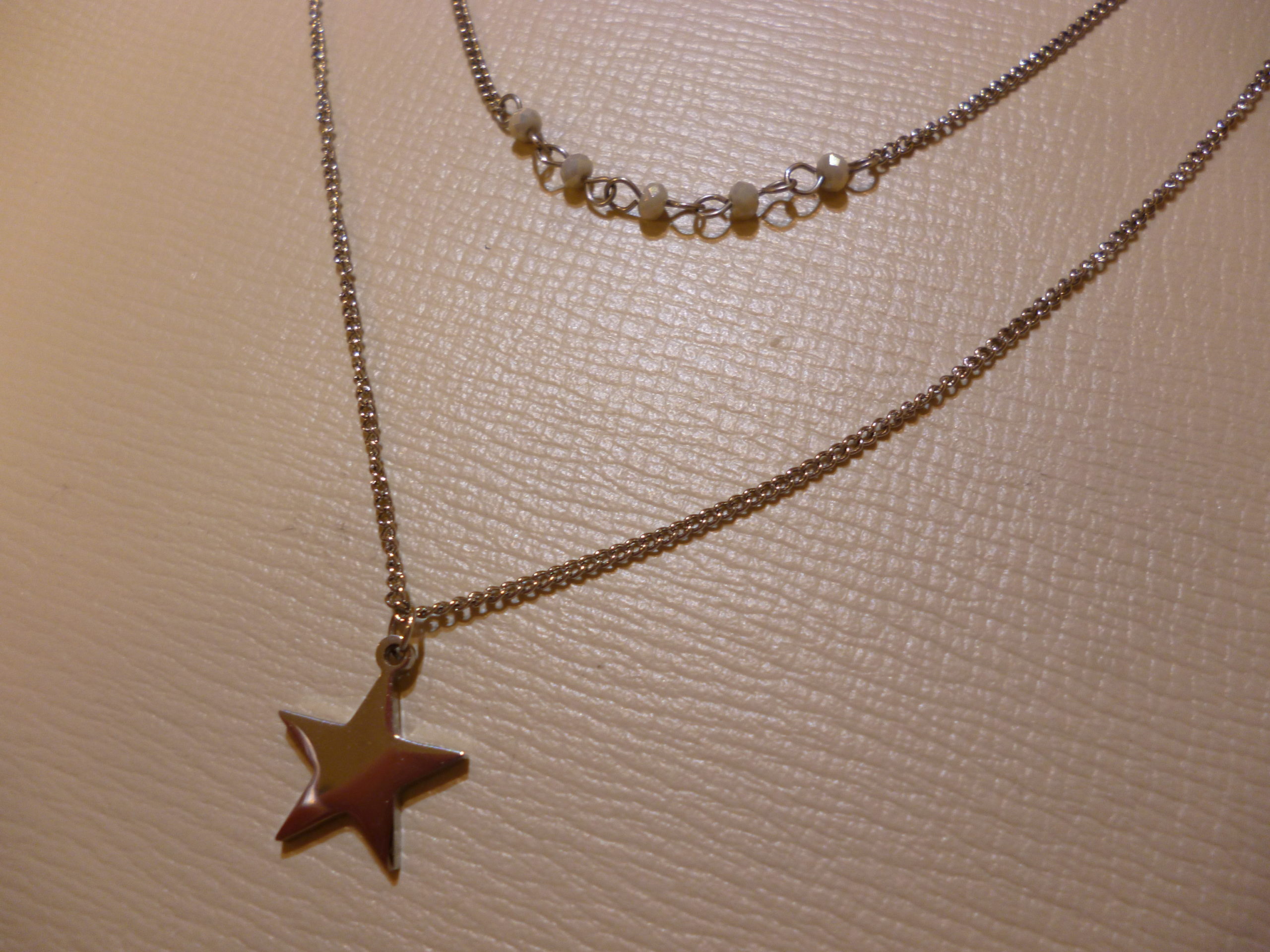 ネックレス 留め具 修理が必要な症状