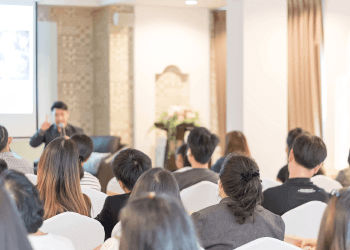 本部SVが定期的に店舗へご訪問し、継続的な運営サポート