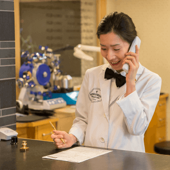 送るだけで直接、職人が見積り・修理を対応します。