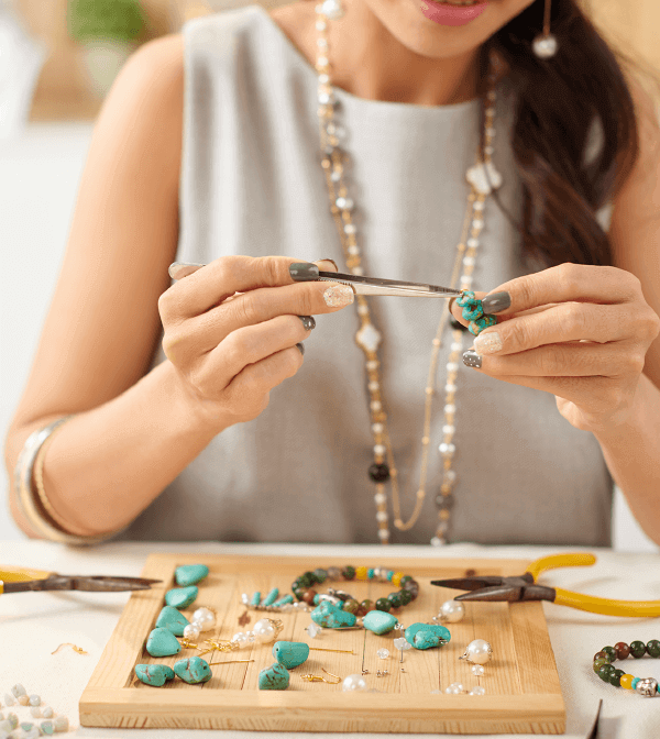 宝石を身近に感じるワークショップ