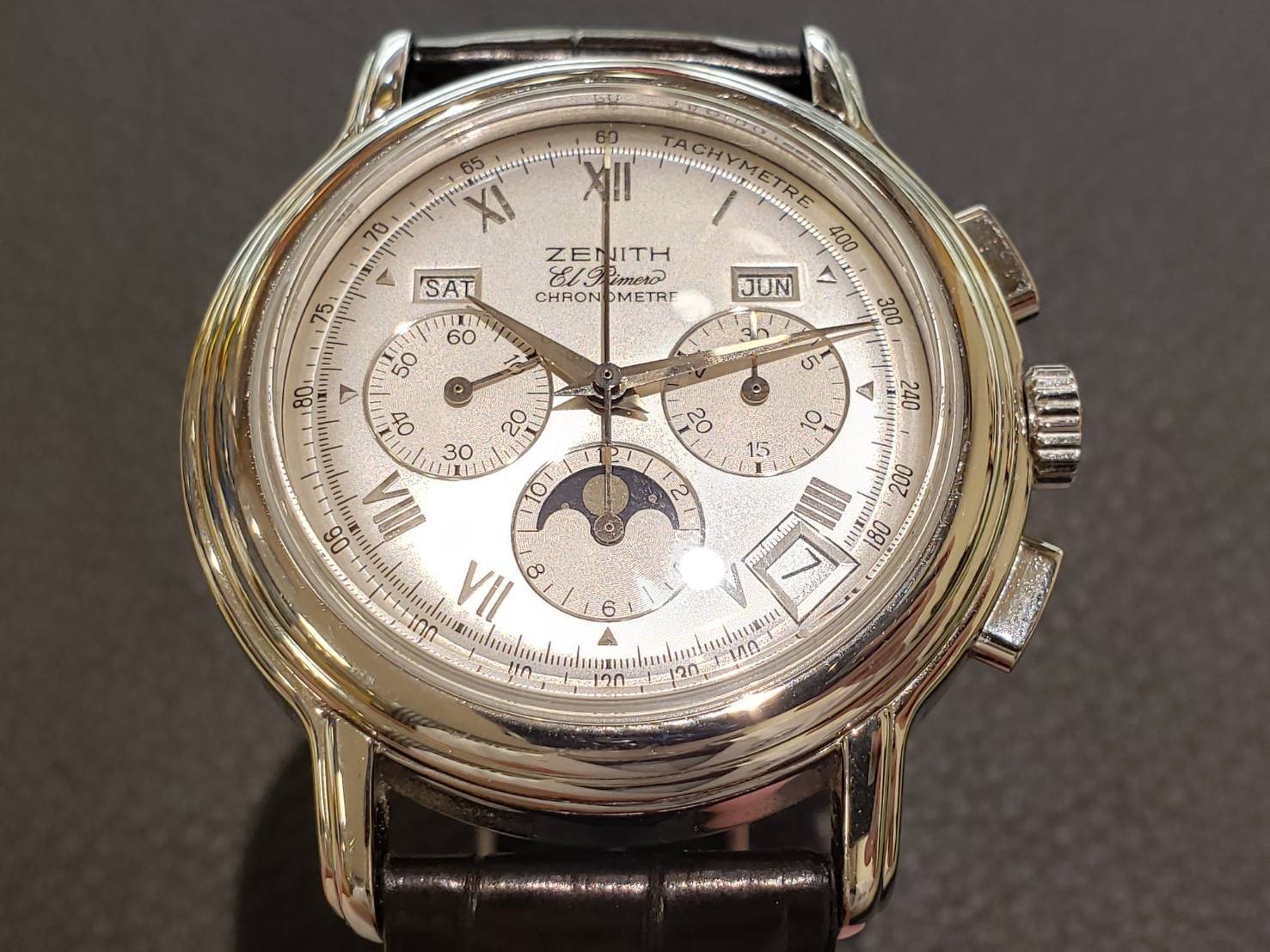 ■「ゼニス オーバーホール」