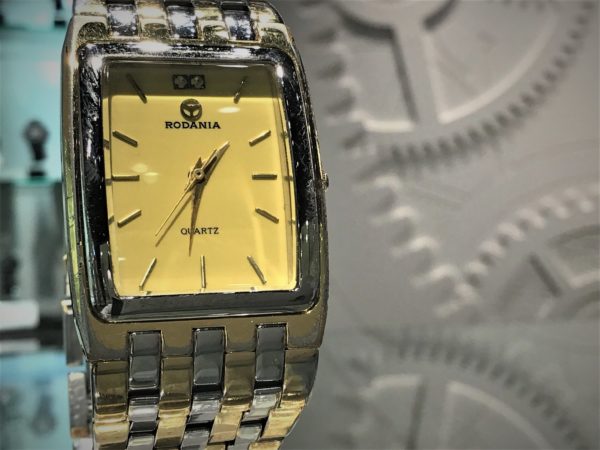 ■【ロダニア リューズ取付】