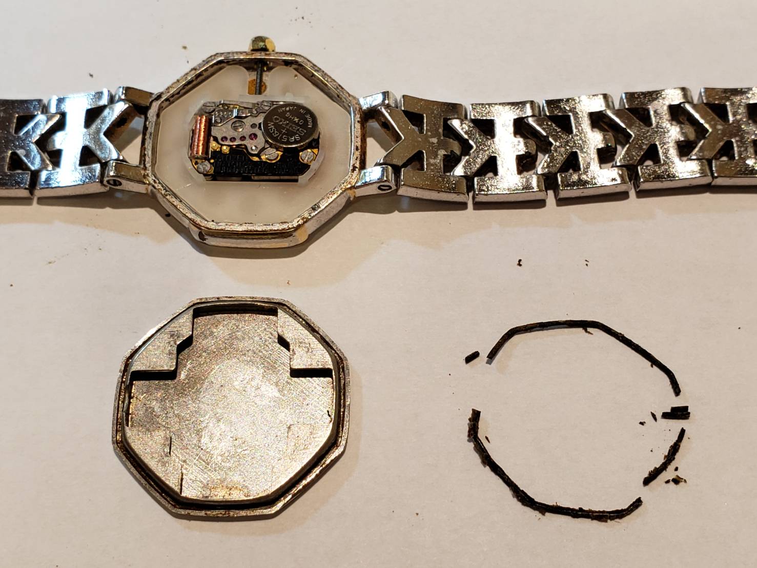 ■「イヴサンローラン パッキン交換」