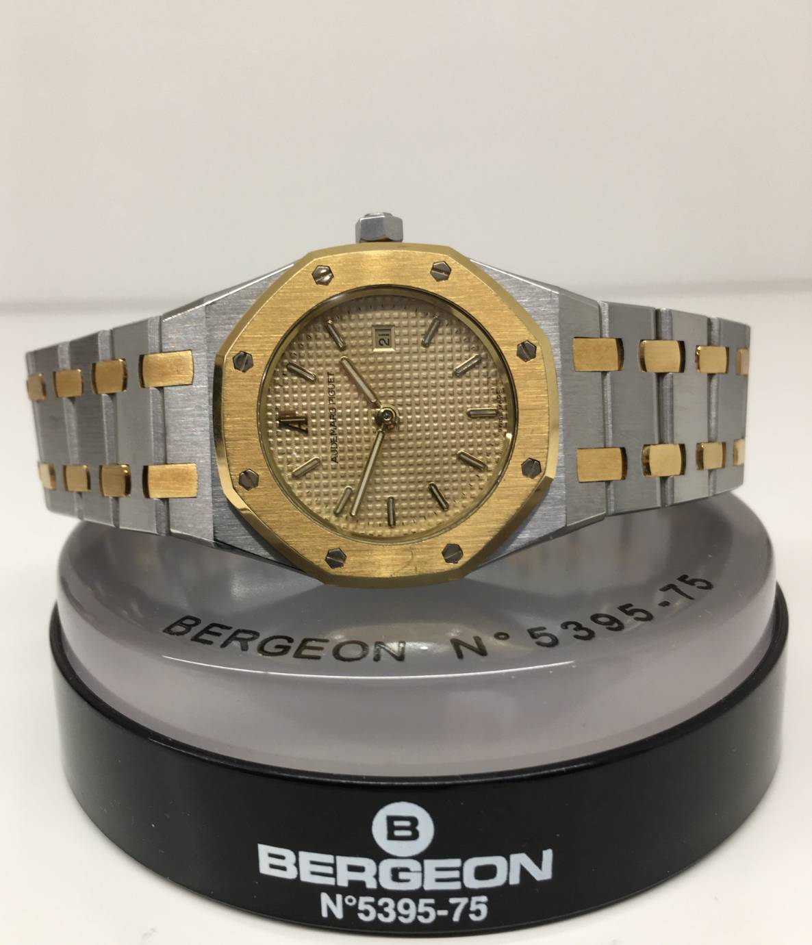 ■芦屋店「AUDEMARS PIGUET」