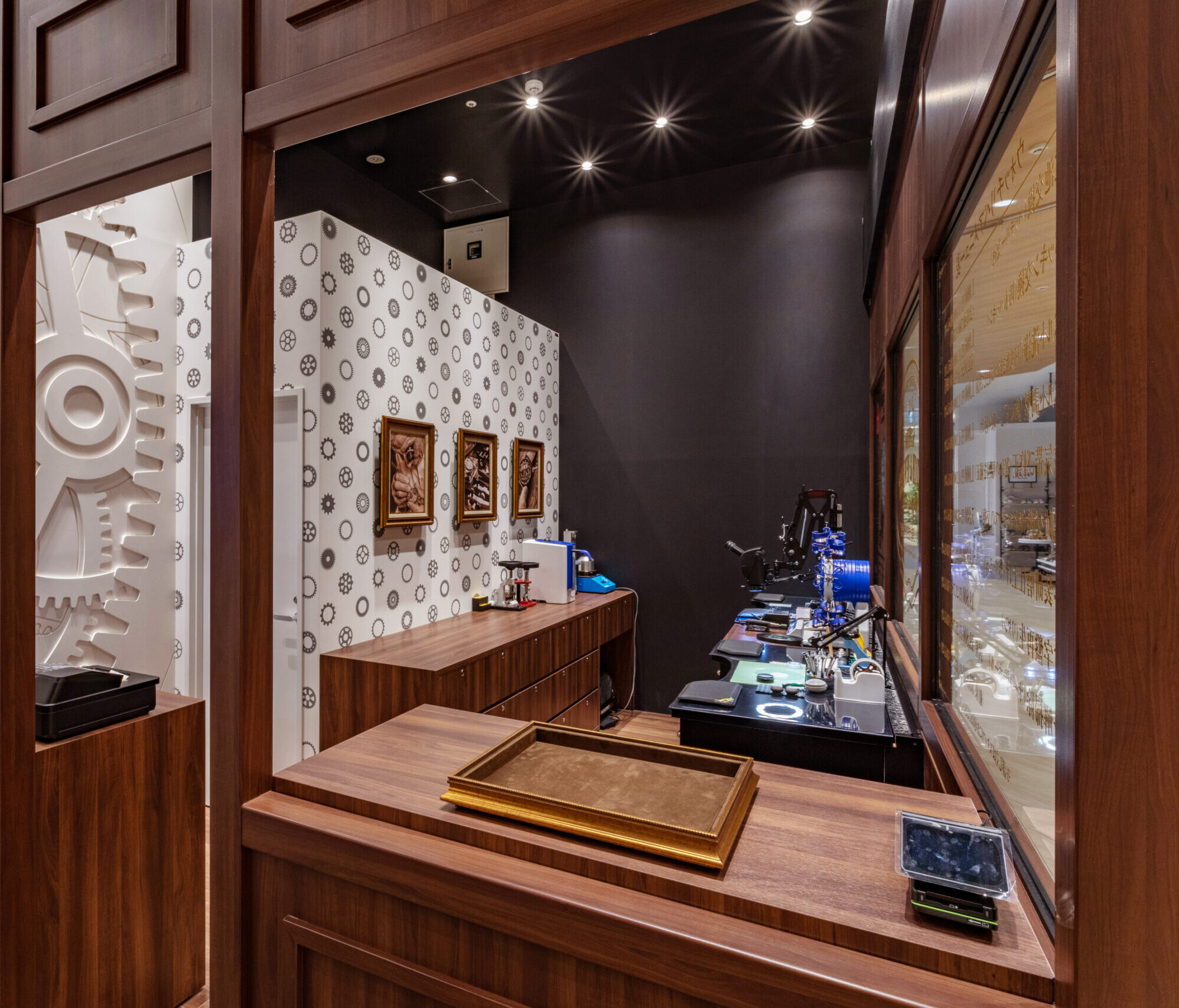 受付カウンター