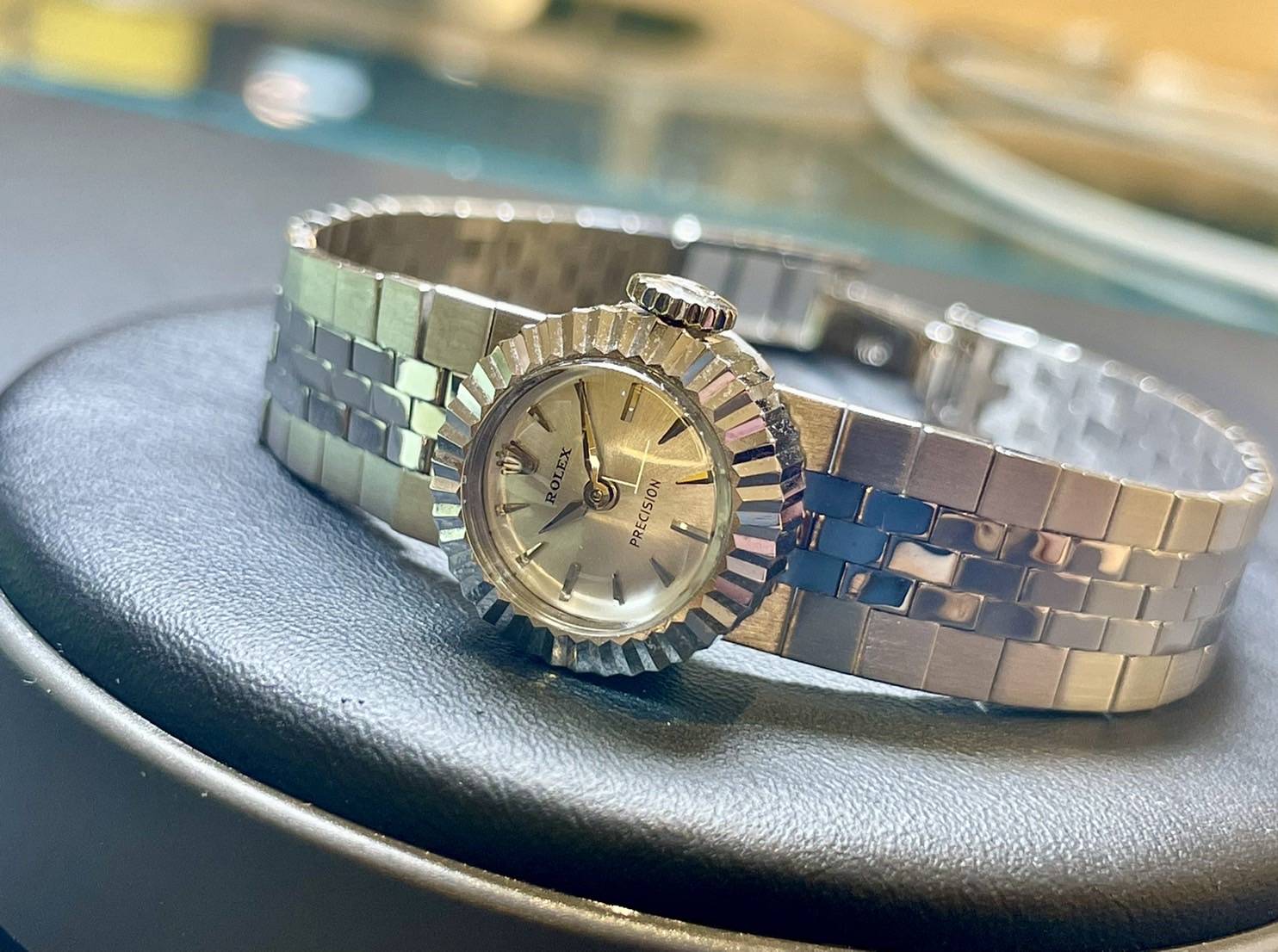 ■梅田店「ROREX オーバーホール(分解掃除)」