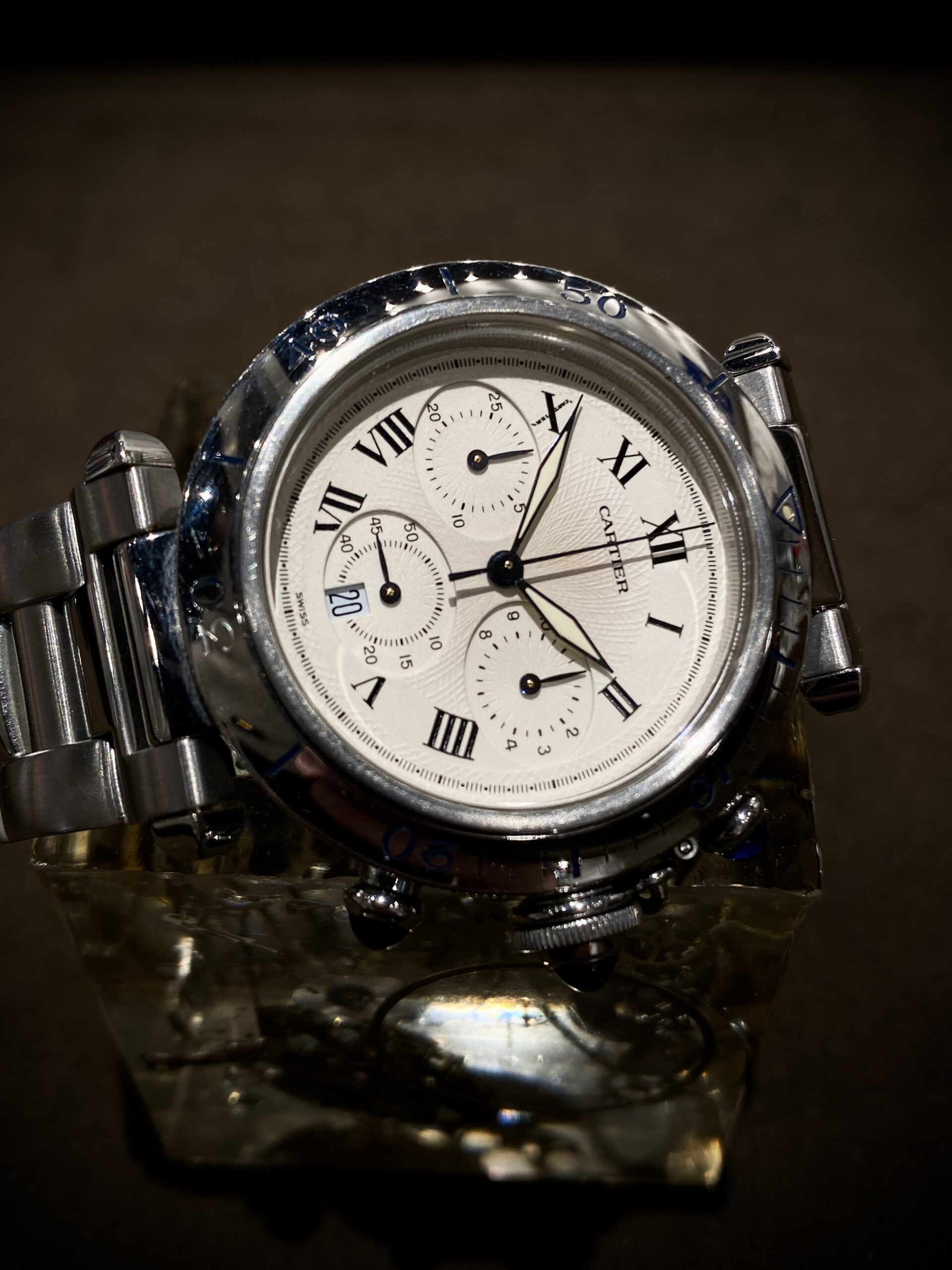 ■門真店「カルティエ　電池交換+バンド洗浄」