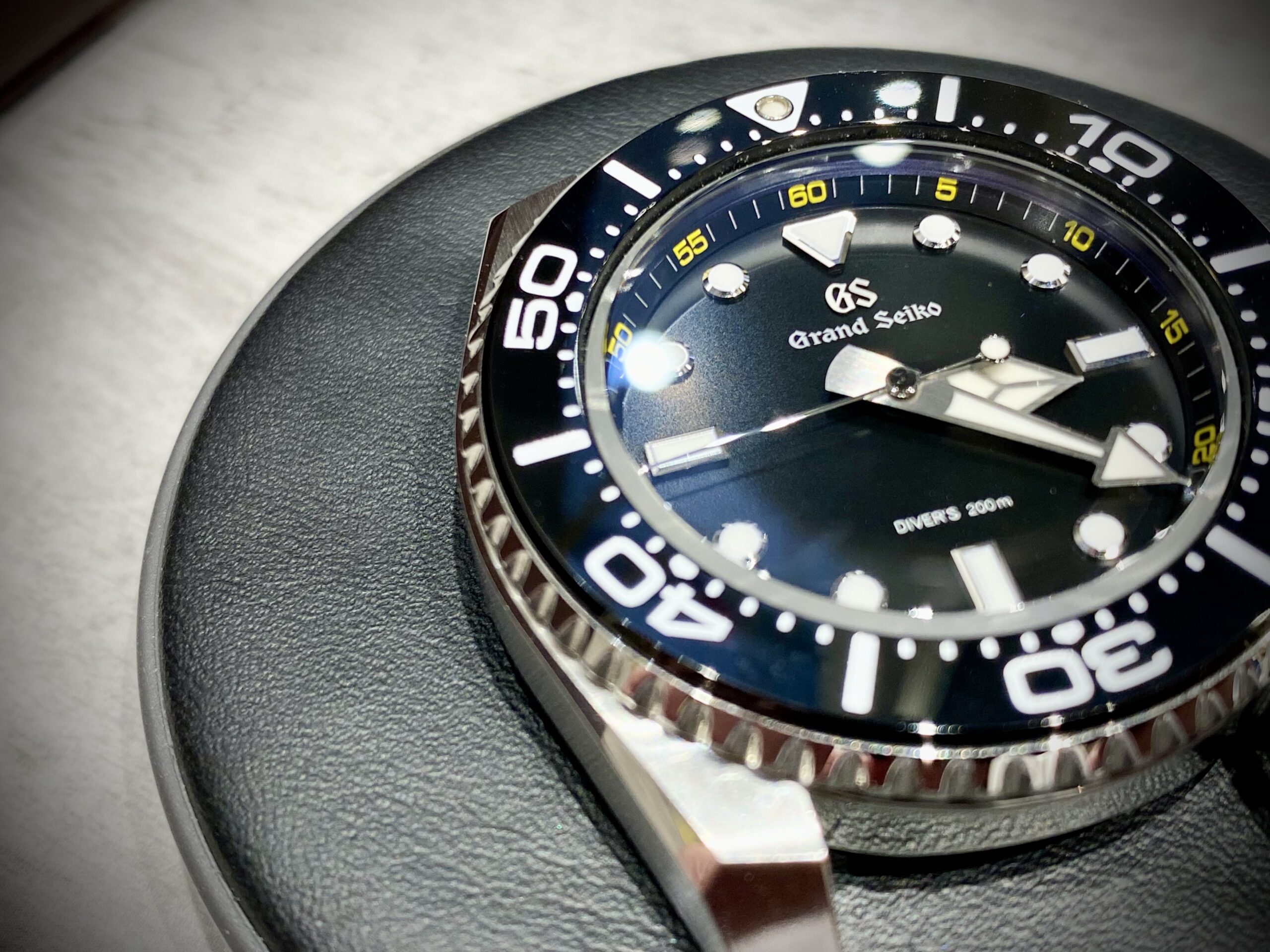 ■門真店「グランドセイコー　電池交換+腕時計ベルト洗浄」